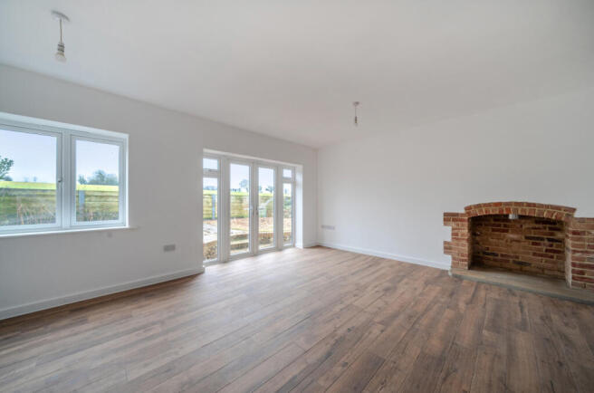 1399672-17-696e02...