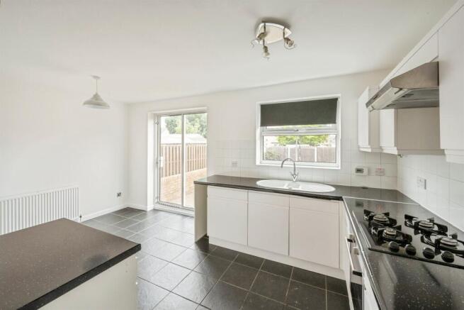 3 bed Detached for sale Image 6