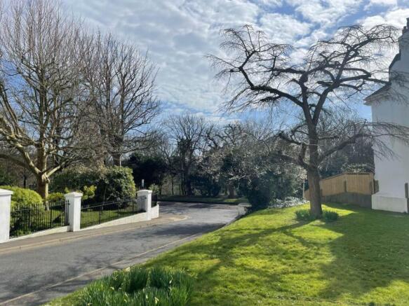 Entrance from buildi