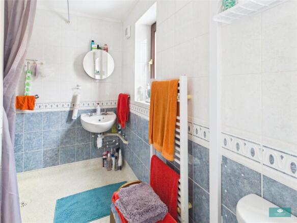 2 bed Bungalow for sale Image 12