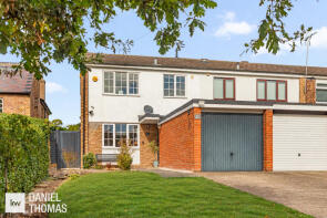 12, Wheelers Green, Middle Street, Nazeing, Waltham Abbey EN9 2LF
