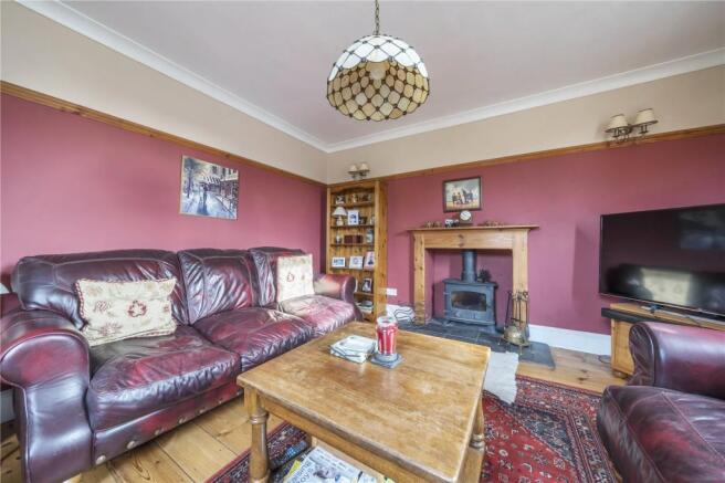 5 Living Room 2023
