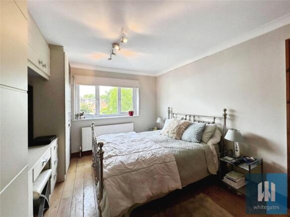 4 bed Detached for sale Image 12
