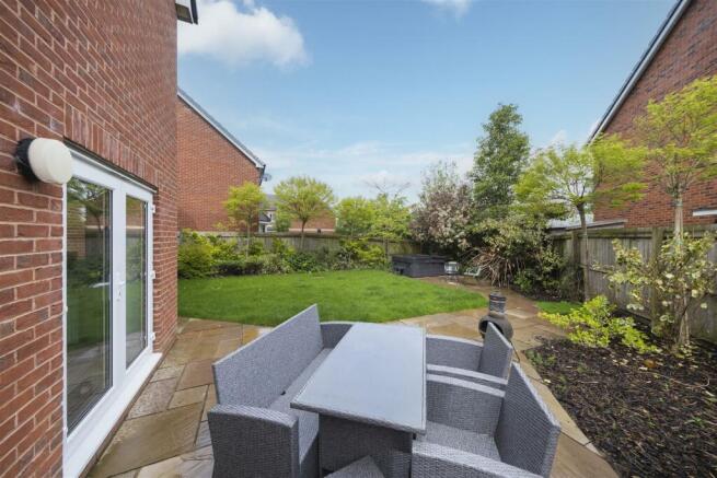 43 Shakerley Close-038.JPG