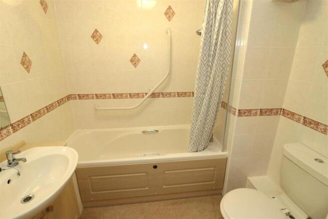 1 bed Apartment for sale Image 5
