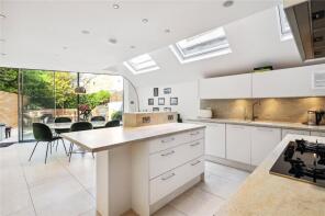 35, Crondace Road, London SW6 4BT