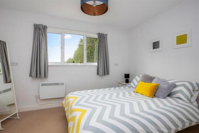 Cottage - Bedroom