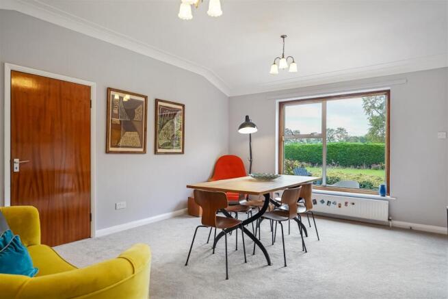 4 bed Detached Bungalow for sale Image 10