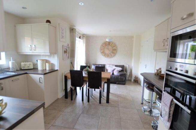 Open Plan Living Din