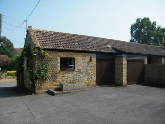 Garage/Office/Gym