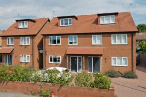 26, Esher Road, Hersham, Walton-on-thames KT12 4LG