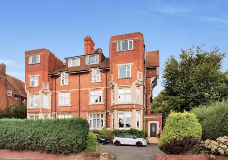 Earls Avenue, Folkestone, CT20