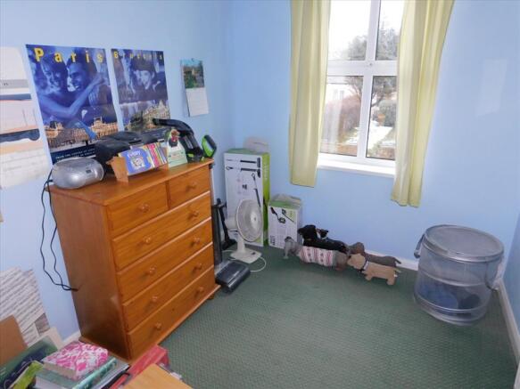 BEDROOM 3
