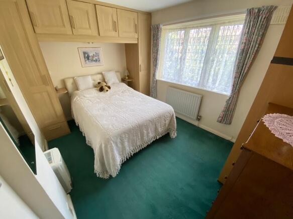 BEDROOM 2