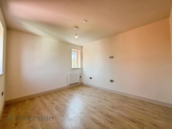 2 bed Apartment for sale Image 8
