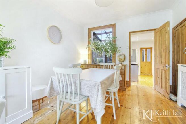 dining room.jpg