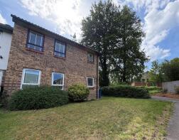 34, Hellyer Way, Bourne End SL8 5XN
