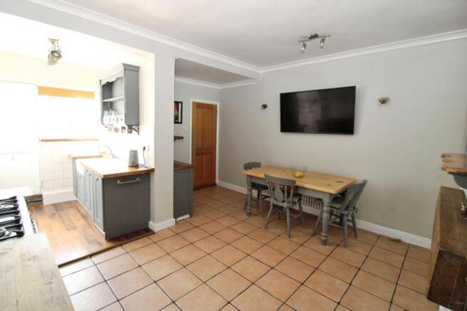 3 bed Terraced for sale Image 6