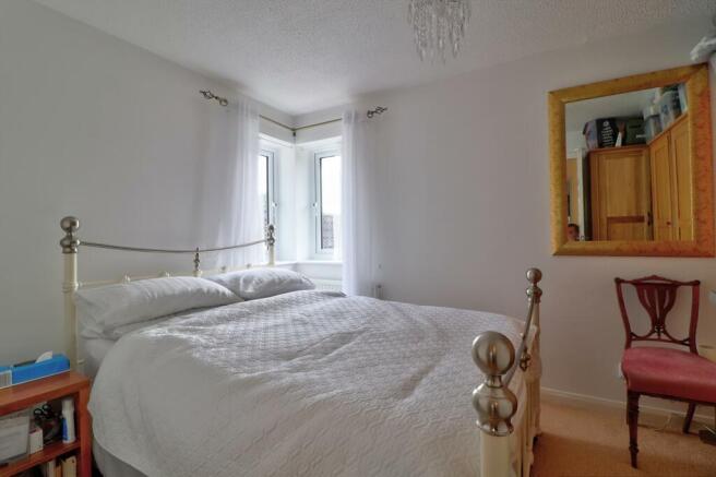Front bedroom.jpg