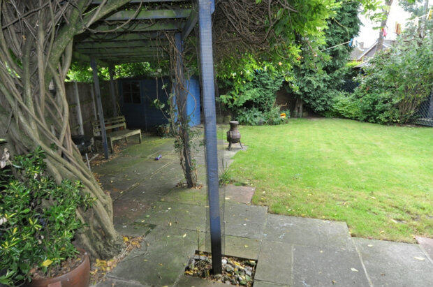 Photo 33