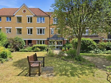 Edwards Court, Turners Hill, Hertfordshire, EN8 8SA
