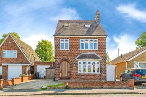 Alpine Road, Rushden