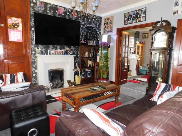 lounge 3