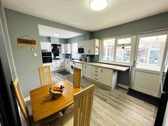 Kitchen Diner