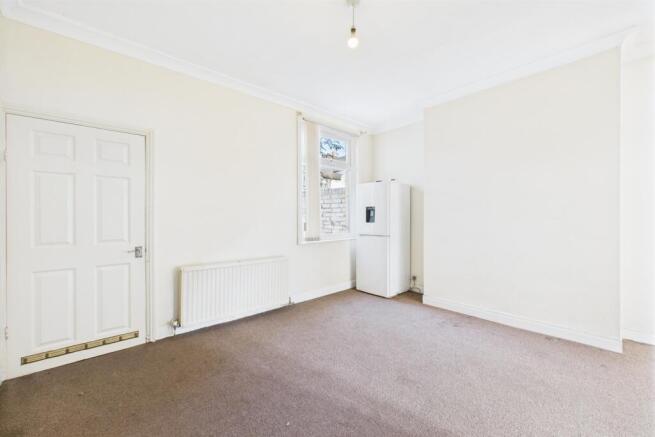 2 bed Terraced for sale Image 5