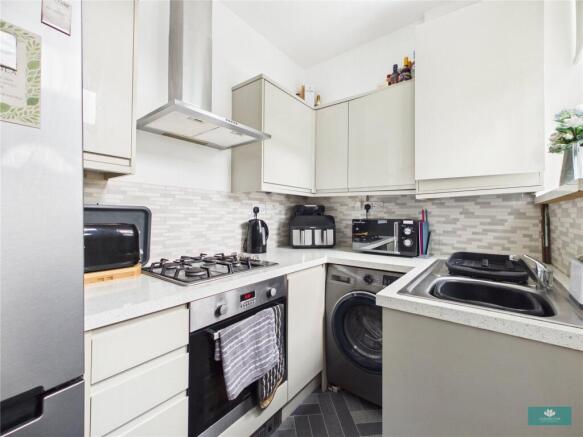 2 bed Terraced for sale Image 5