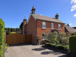 34 Oakwood Cottage, Oak Road, Southampton SO45 4PL