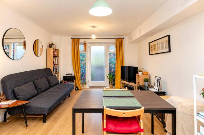 Academia Way, London photo 4
