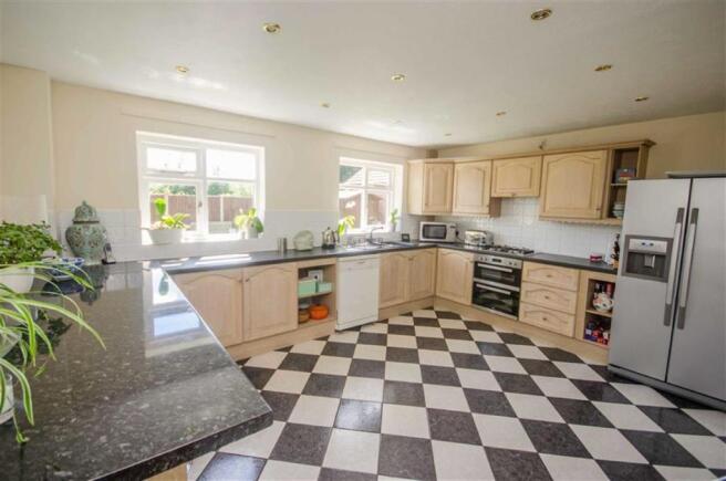 BREAKFAST KITCHEN
