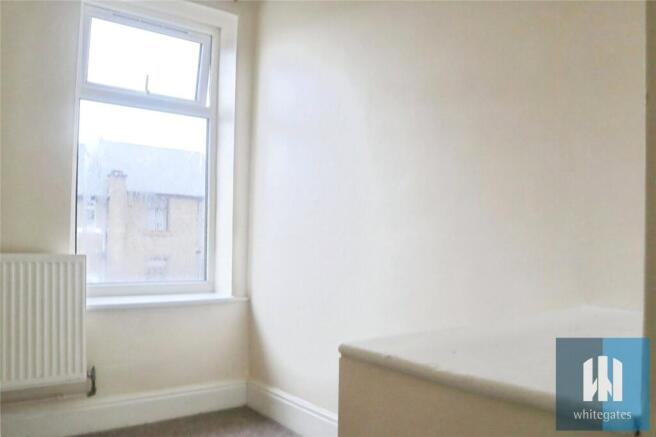 2 bed Terraced to rent Image 6