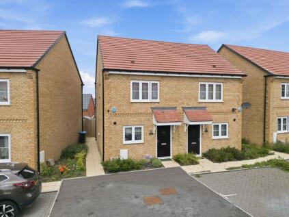 Deoni Drive, Whitehouse, MK8
