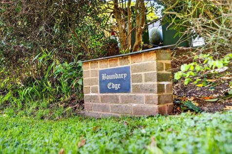 Beacon Road, Ringshall, HP4