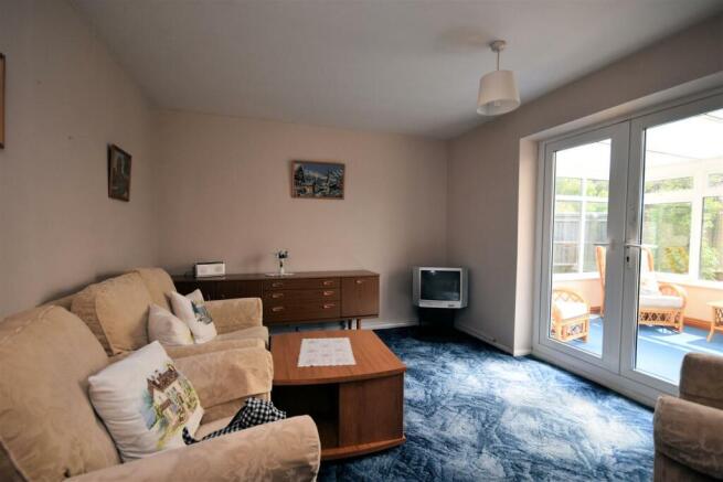 New Bed 2 or Dining room.jpg