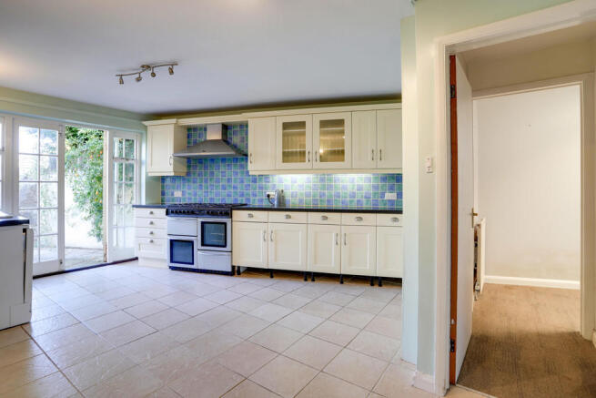 Kitchen/Breakfast...