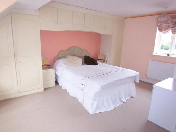 BEDROOM 1