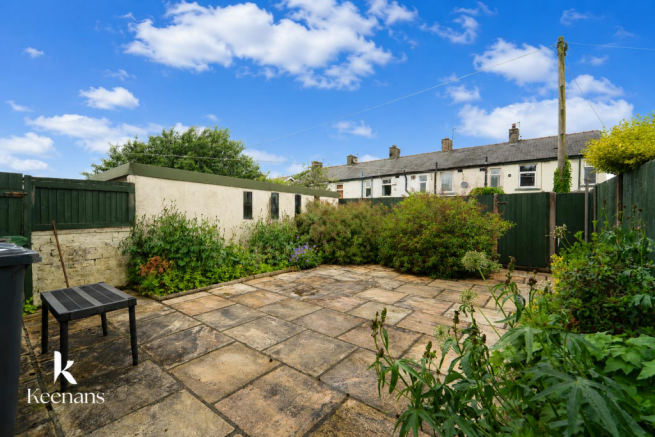 2 bed Semi-Detached Bungalow for sale Image 8