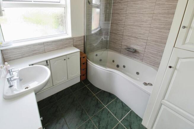 Ground floor bathroom