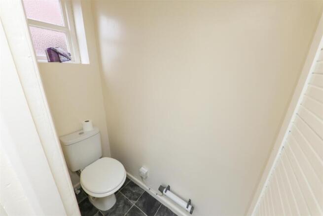 3 bed Semi-Detached for sale Image 9