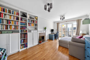 63, Leathermarket Court, London SE1 3HS