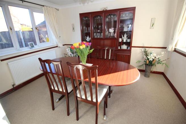 dining room (2).JPG