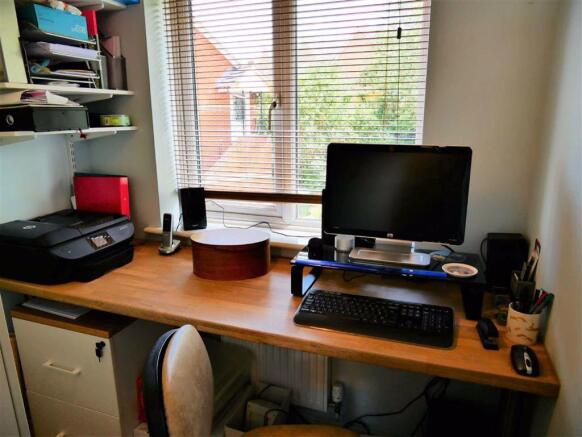 Photo 10