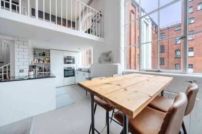 Dining area/Kitchen