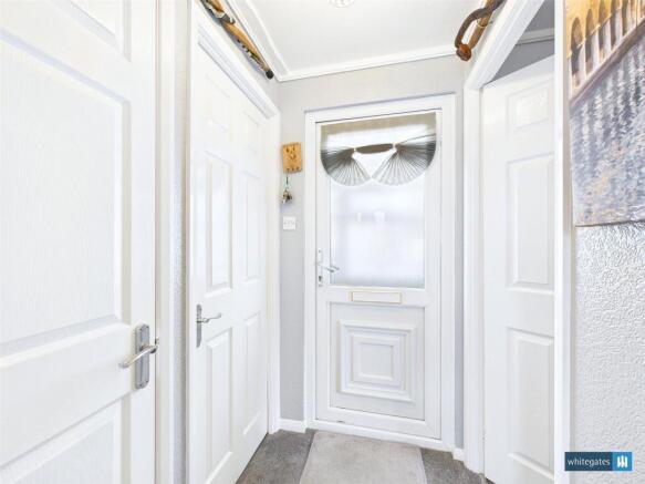1 bed Park Home for sale Image 12