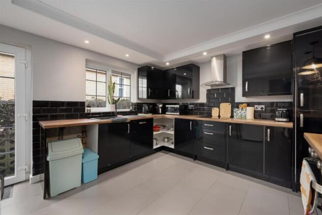 Shearwater Avenue, Whitstable