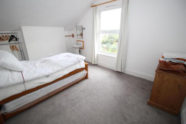 bed 2.JPG