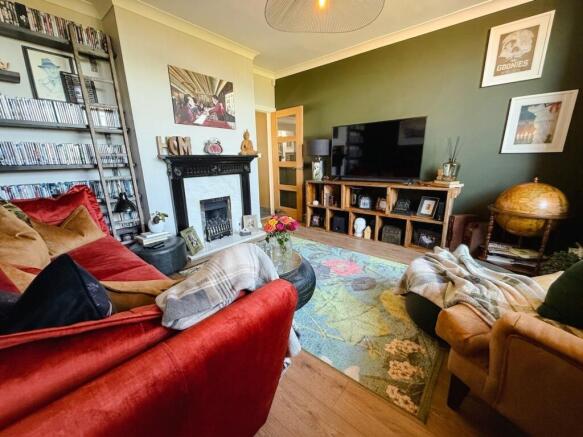 Toll Bar Road, Brecks, S65 photo 4